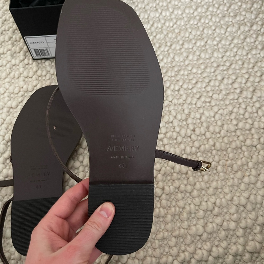 A.Emery Lucia Sandals Walnut - Picture 9 of 9